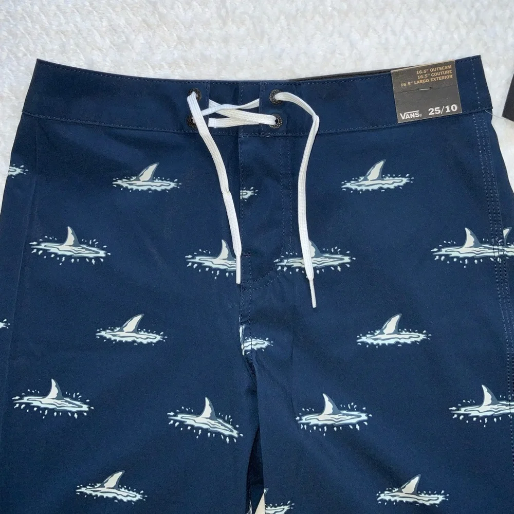Vans Kids The Daily Shark Fin Board shorts